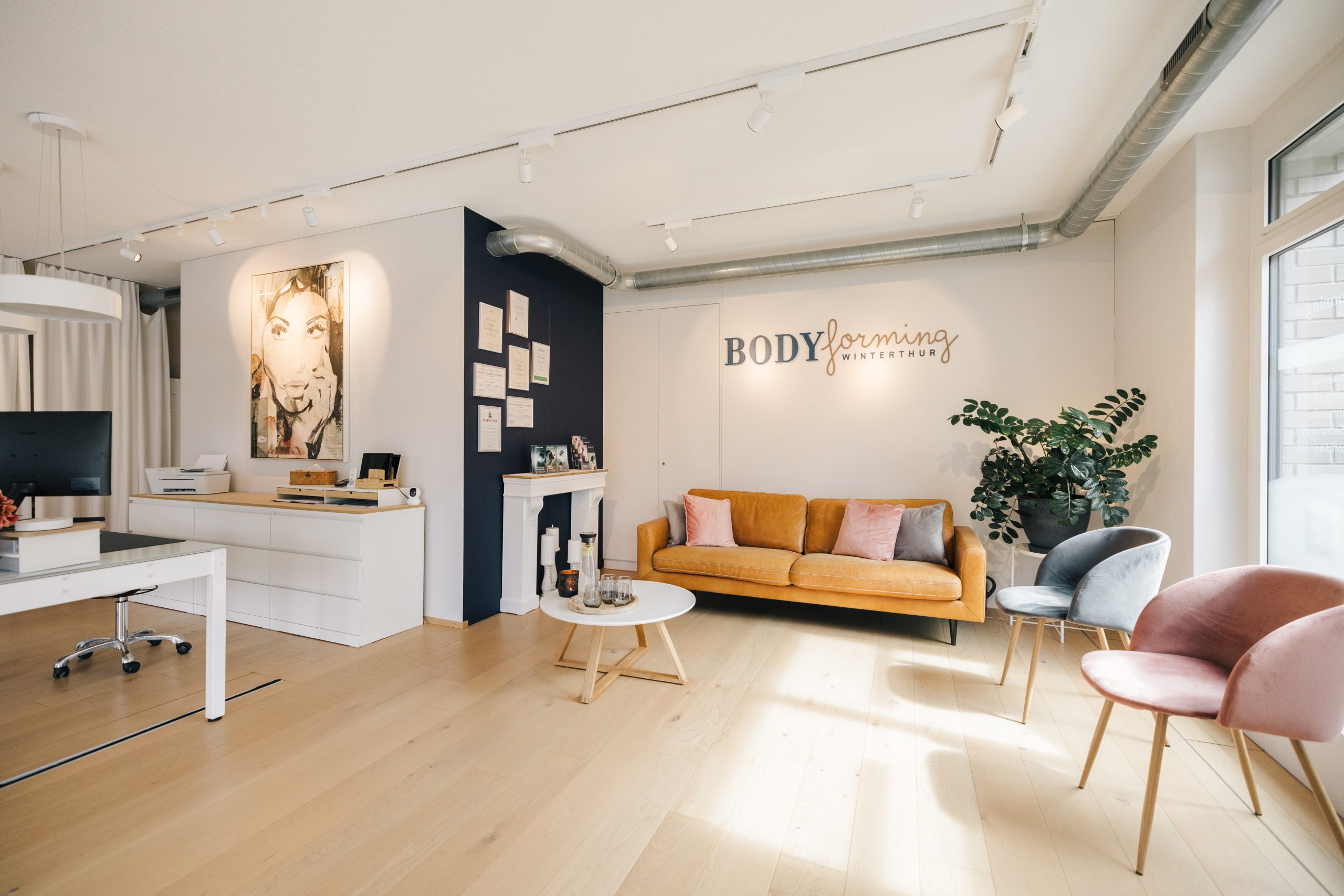 Ernährungsberatung Gespräch bei BODYforming für Kundinnen aus Zürich